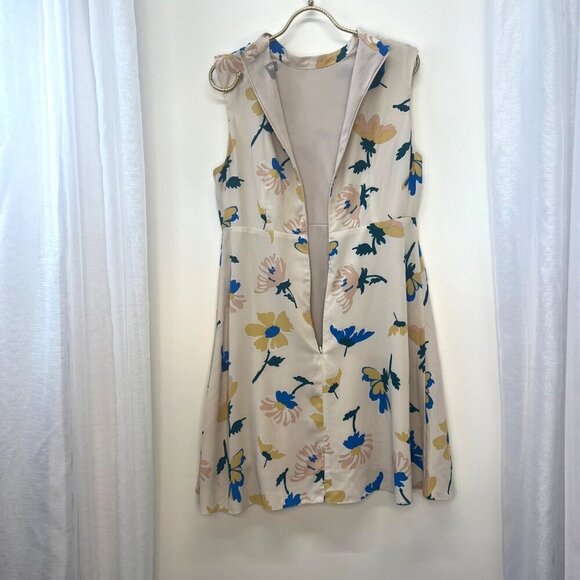 Asos A Line Dress Floral Pleated Yoke Ladies Size 8 Sleeveless - Picture 4 of 7